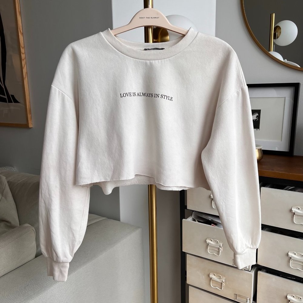 Zara raw hem cropped sweatshirt